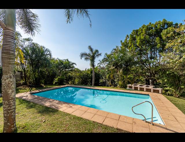 3 BEDROOM APARTMENT TO LET IN BALLITO CENTRAL
